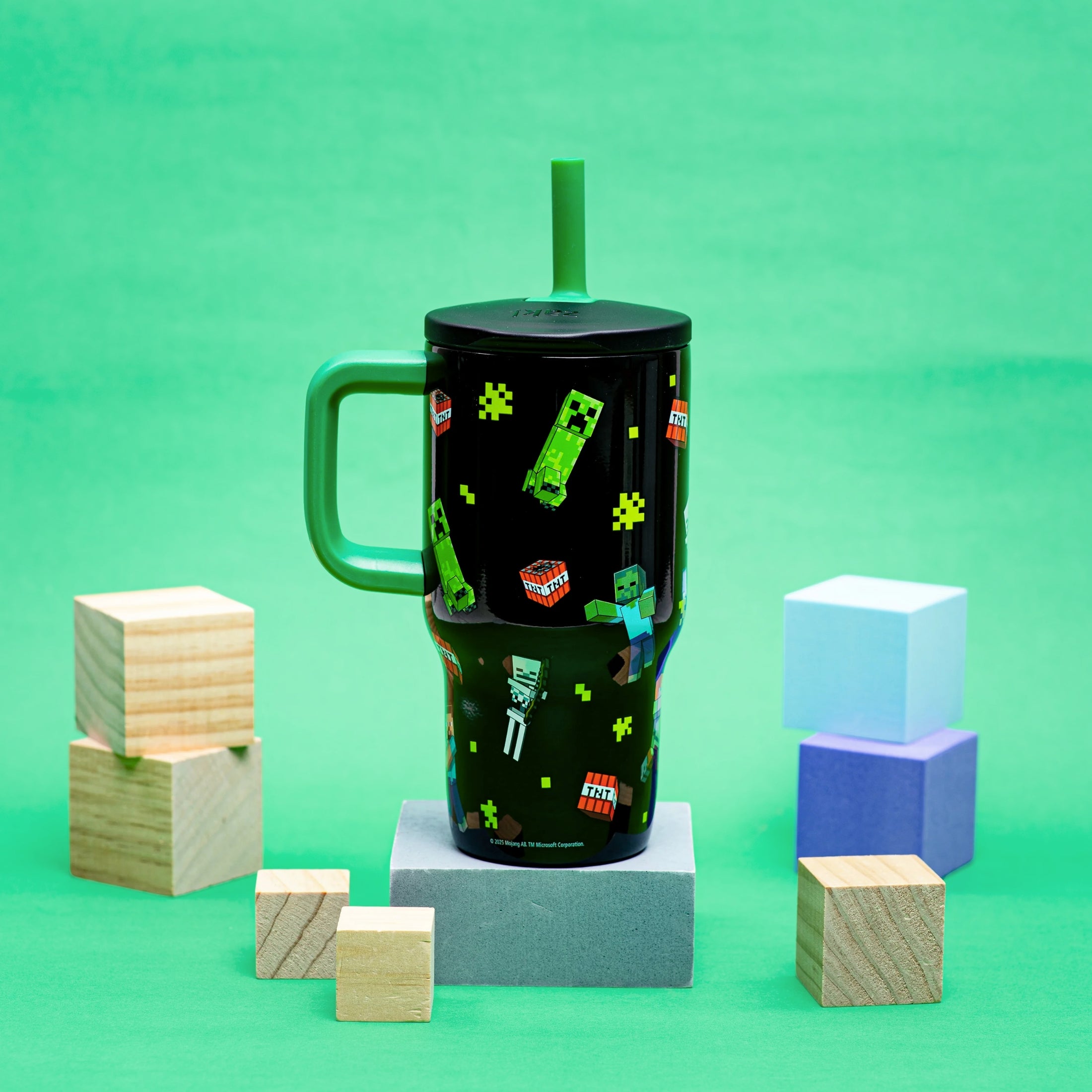 fairway-minecraft-16oz-straw-blocks-green.jpg